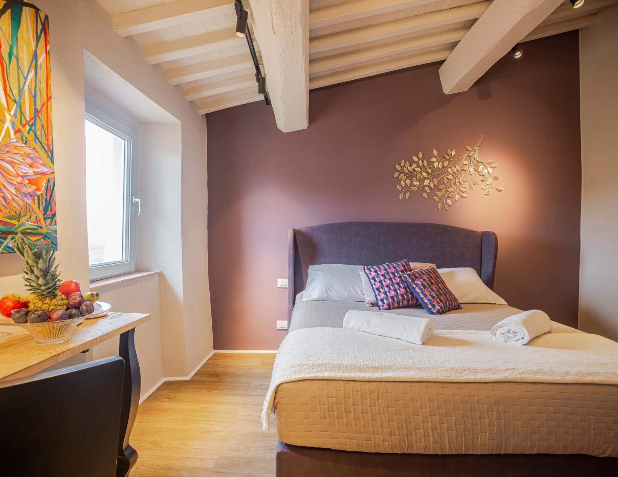 Bed and Breakfast Relais Borgo Elissa Чертальдо Экстерьер фото
