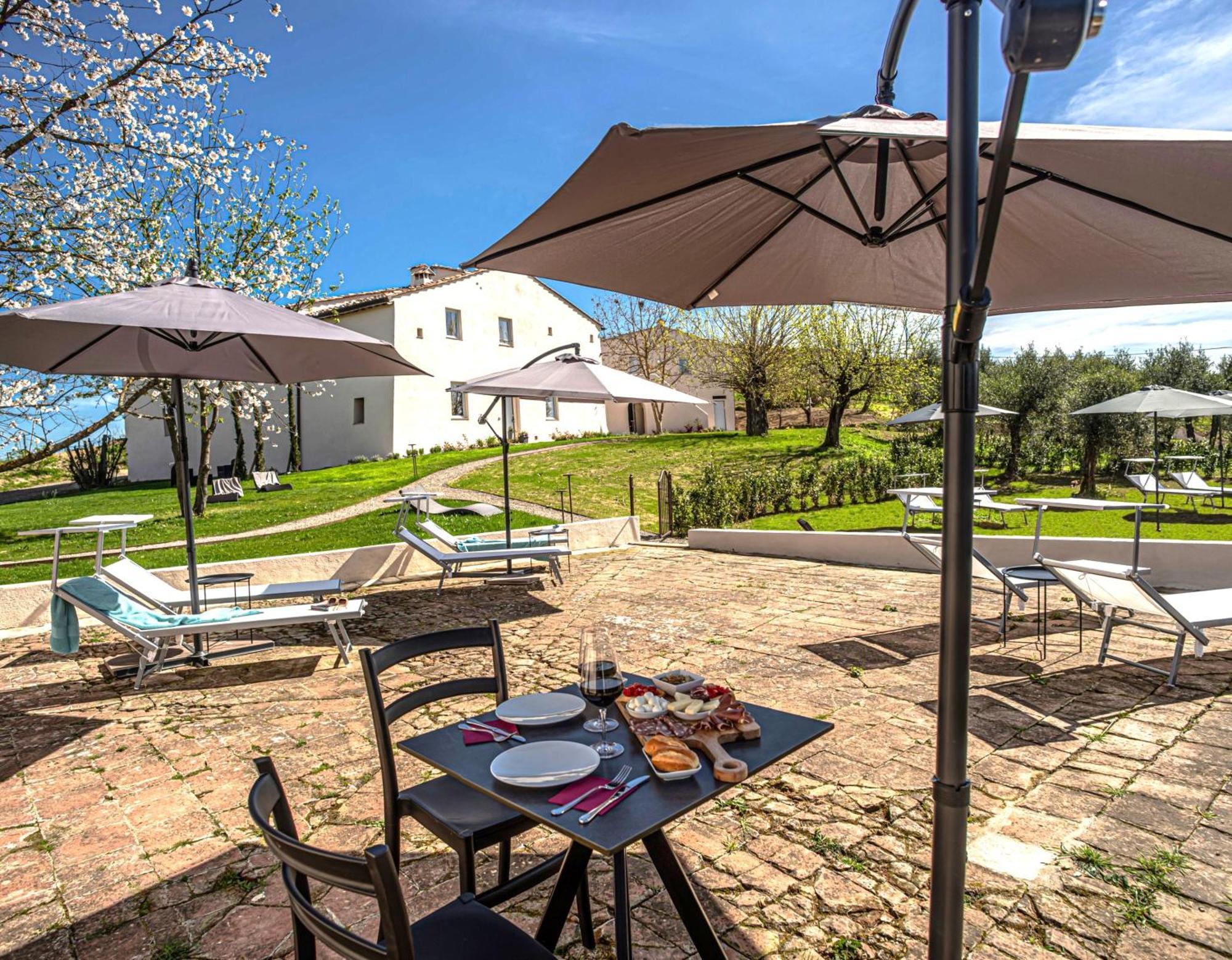 Bed and Breakfast Relais Borgo Elissa Чертальдо Экстерьер фото