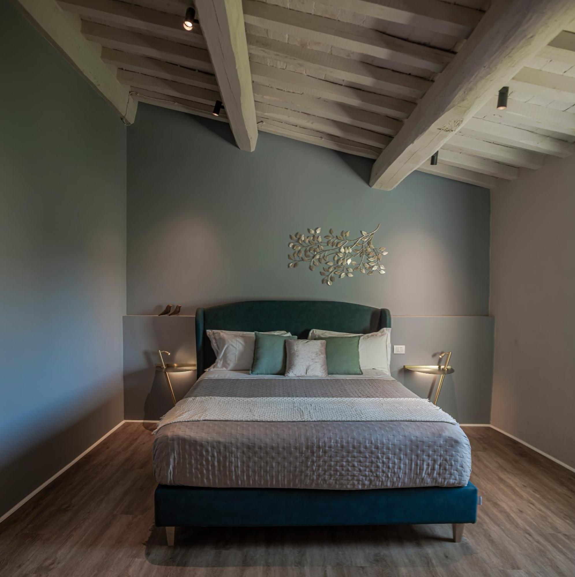 Bed and Breakfast Relais Borgo Elissa Чертальдо Экстерьер фото