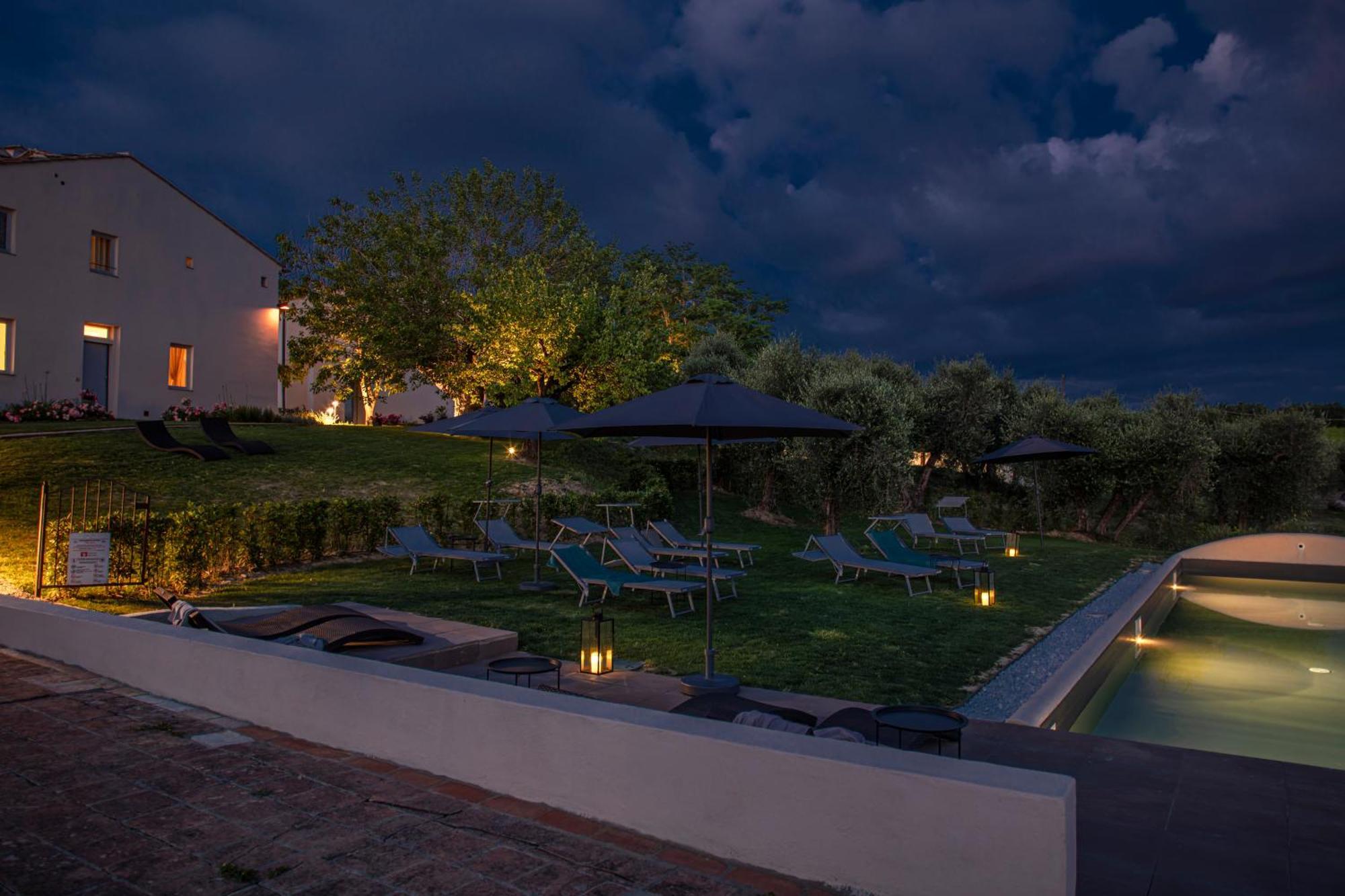 Bed and Breakfast Relais Borgo Elissa Чертальдо Экстерьер фото